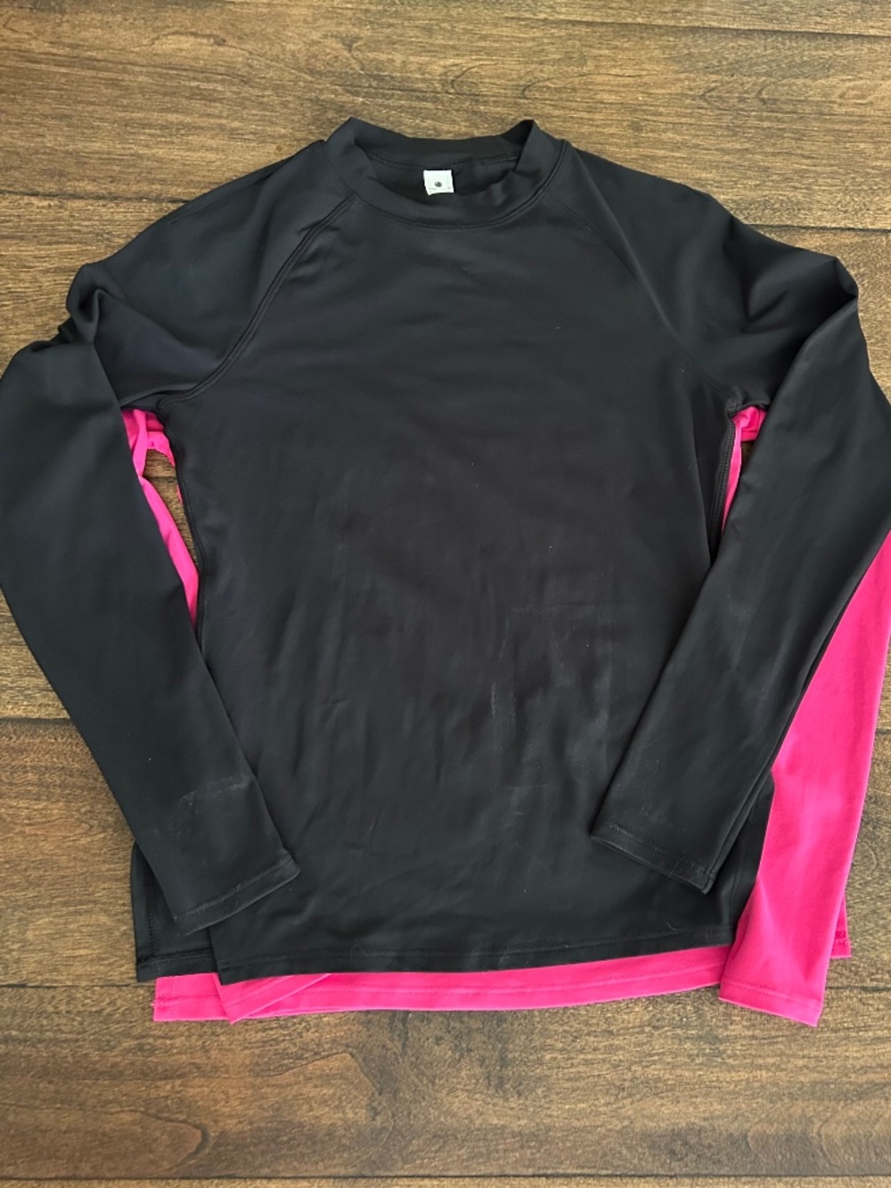 Yogaliciois pink and black top